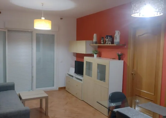 Relaxing Beach Apartment In Fuengirola Parking
