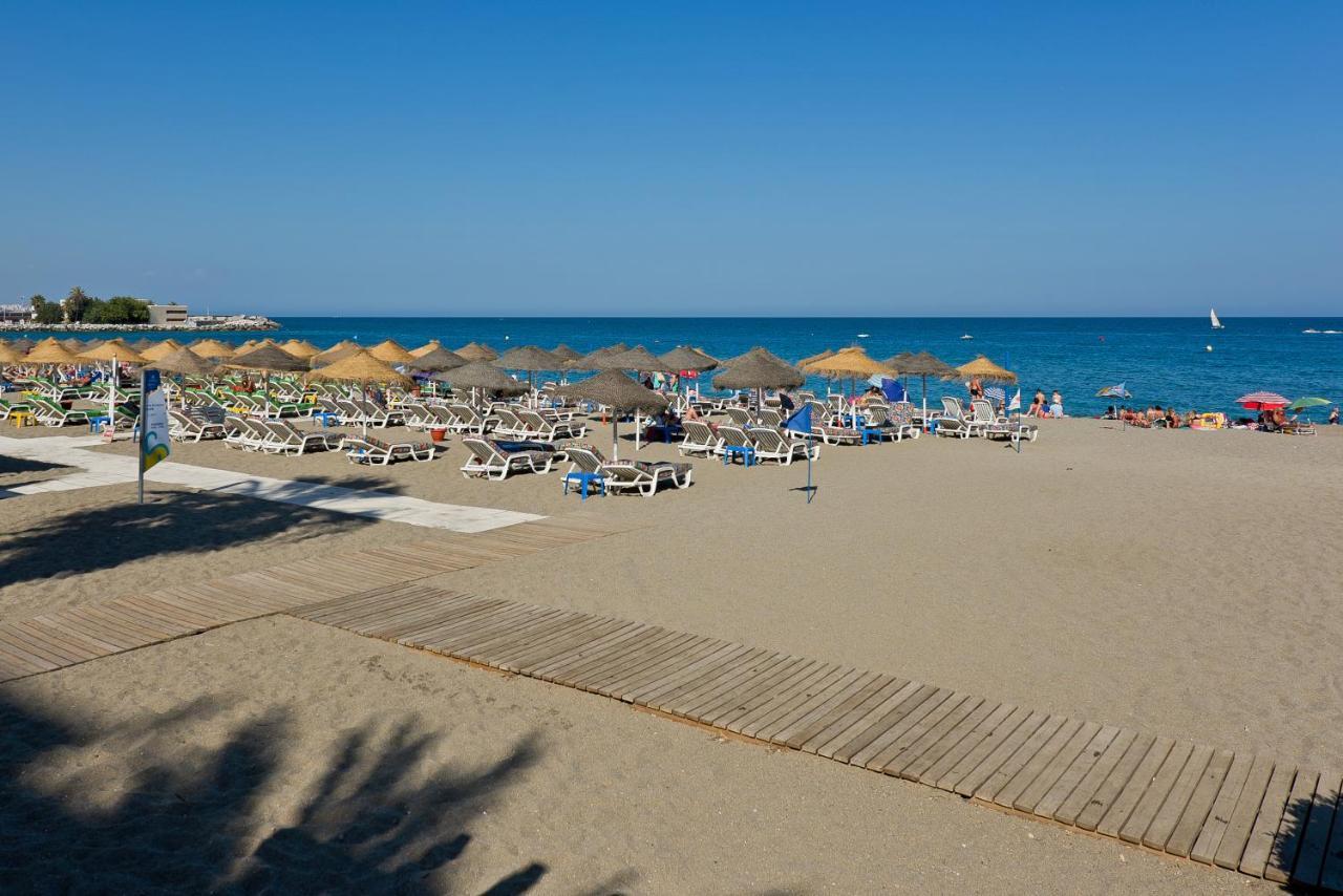 Relaxing In Parking Apartment Fuengirola